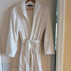Women’s bathrobe